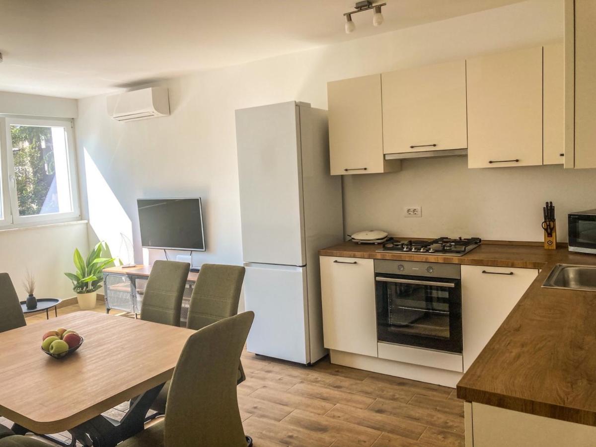 Apartment Mare Pula Extérieur photo